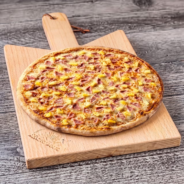 Hawaiian Delight Pizza.
